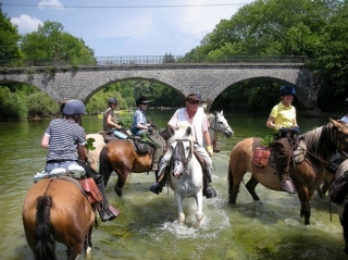 Près du pont